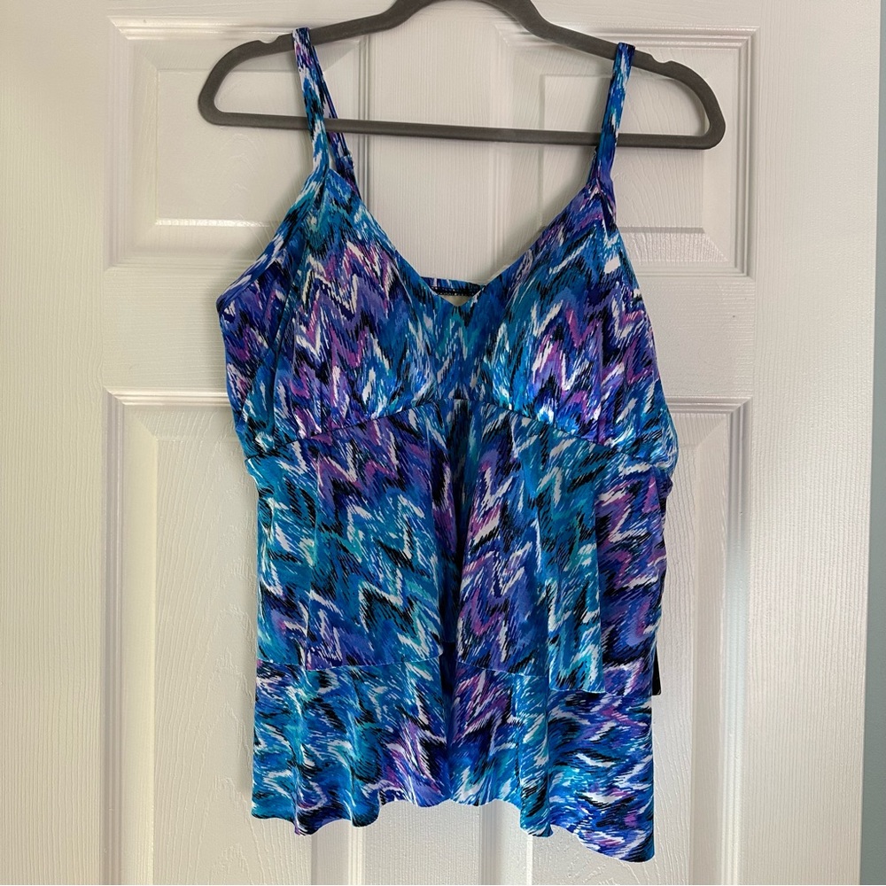 NWT 20W blue, black, purple, white peplum tankini bathing suit top